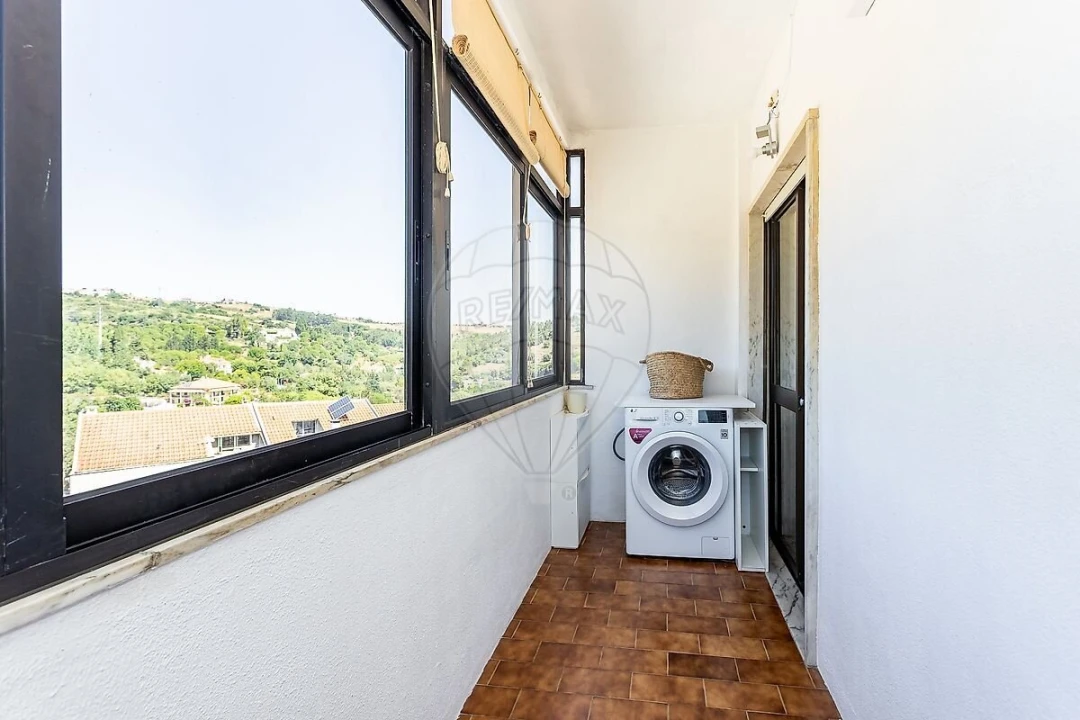 Apartamento T4 para Venda em Vila Franca de Xira Foto 13