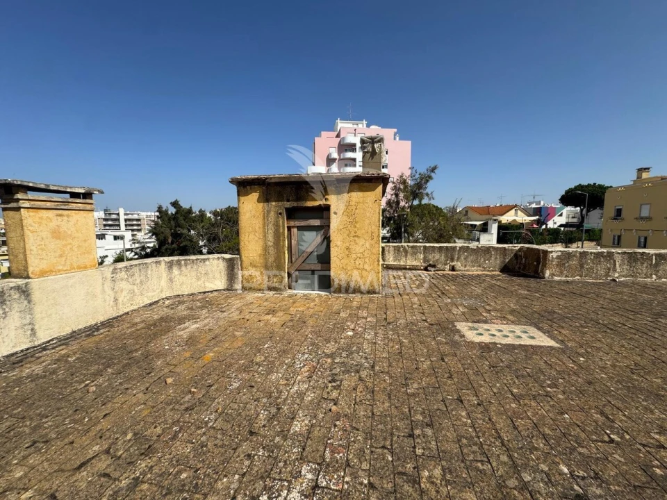 Moradia T5 para Venda em Faro (Sé e São Pedro) Foto 11