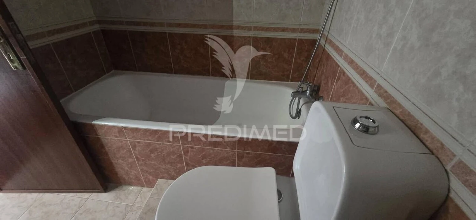 Apartamento T5 para Venda em São Vitor (Braga) Foto 22