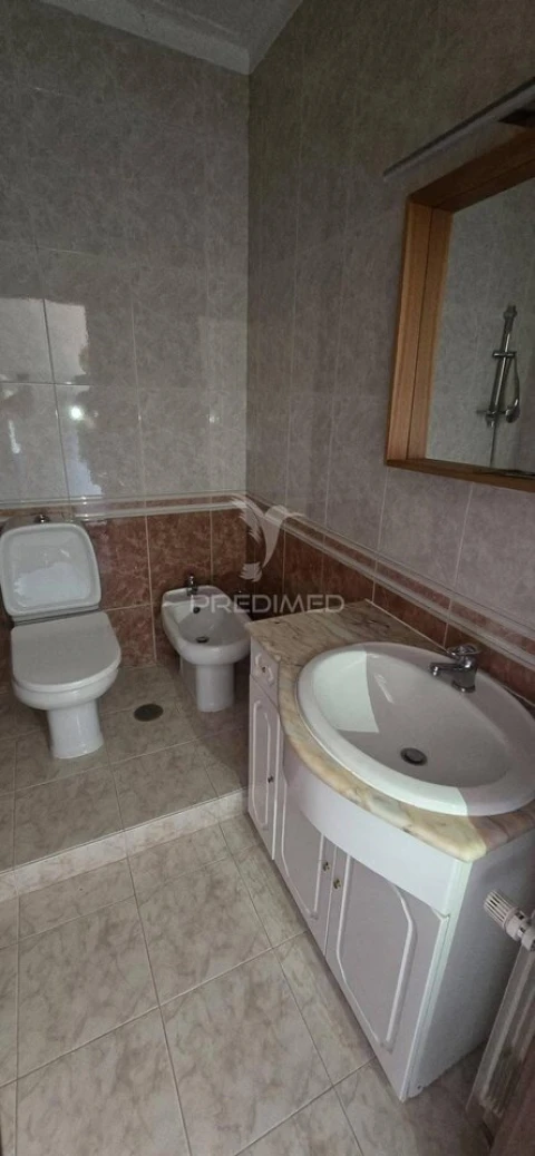 Apartamento T5 para Venda em São Vitor (Braga)