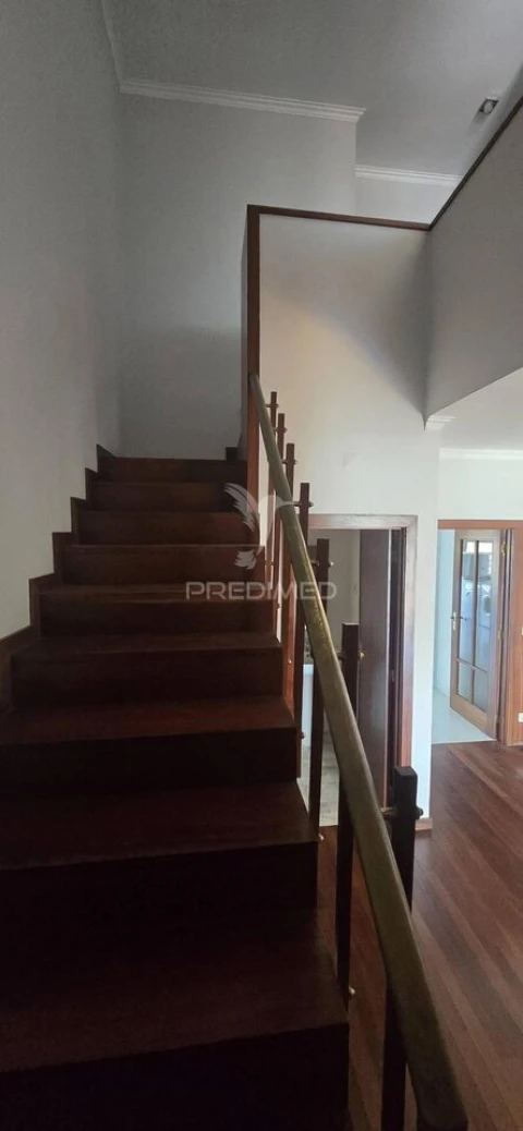 Apartamento T5 para Venda em São Vitor (Braga)