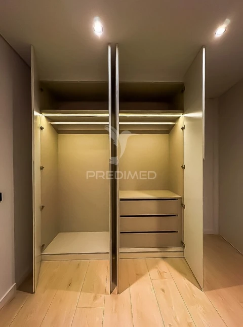 Apartamento T2 para Venda em Gondomar (São Cosme), Valbom e Jovim