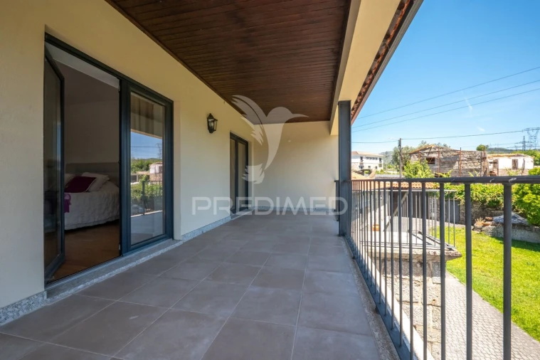 Moradia T3 para Venda em Monsul Foto 26
