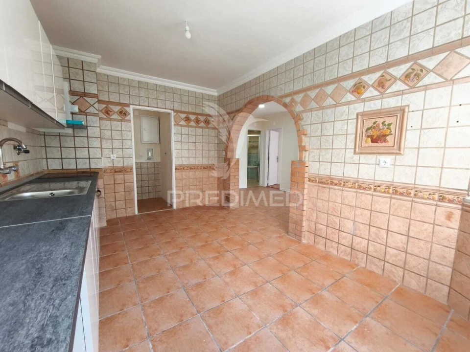Apartamento T2 para Venda em Algueirão-Mem Martins Foto 6