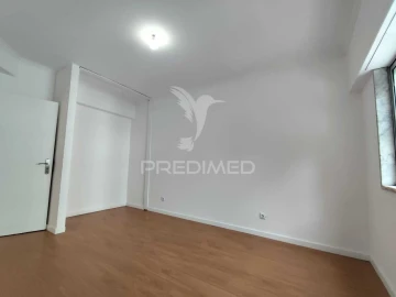 Apartamento T2 para Venda em Algueirão-Mem Martins