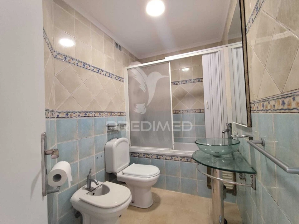 Apartamento T2 para Venda em Algueirão-Mem Martins Foto 40