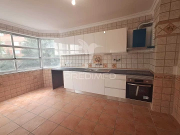 Apartamento T2 para Venda em Algueirão-Mem Martins