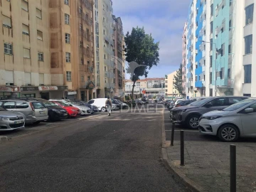 Apartamento T2 para Venda em Algueirão-Mem Martins