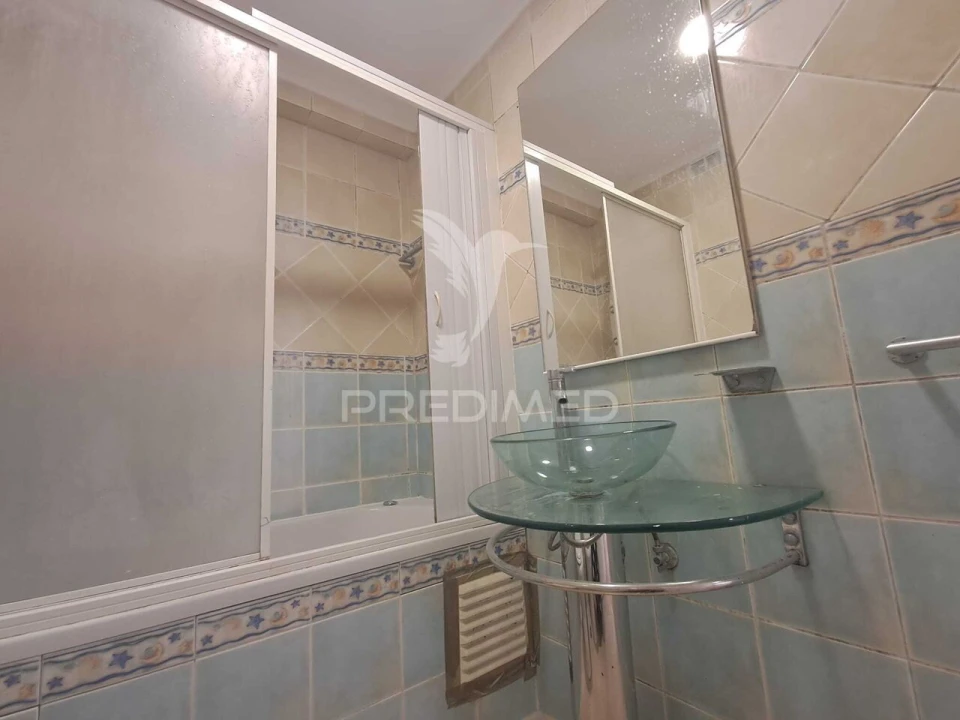 Apartamento T2 para Venda em Algueirão-Mem Martins Foto 18