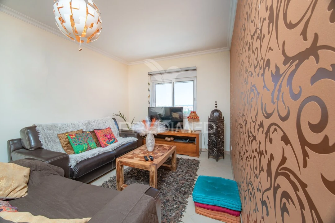 Apartamento T1 para Venda em Carregado e Cadafais Foto 8