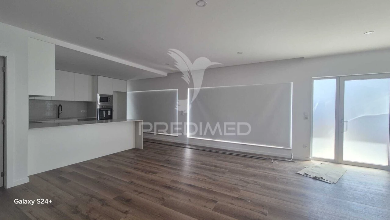 Apartamento T3 para Venda em Cabanelas Foto 6