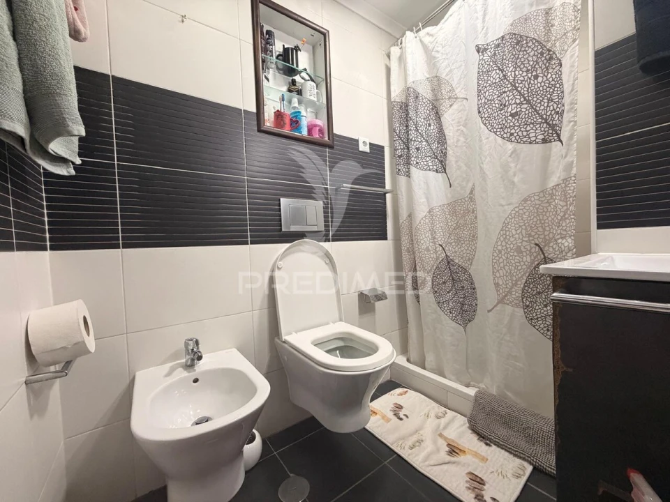 Apartamento T2 para Venda em Palmela Foto 25