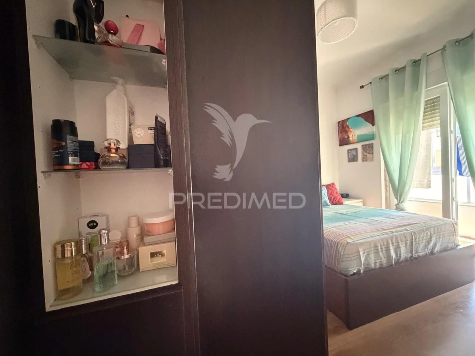 Apartamento T2 para Venda em Palmela Foto 32