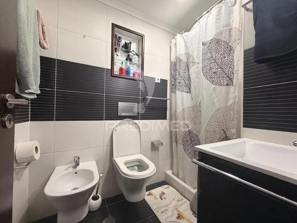 Apartamento T2 para Venda em Palmela Foto 23