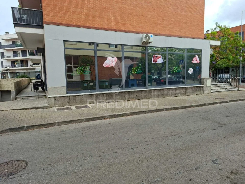 Loja para Trespasse em Alhos Vedros Foto 7