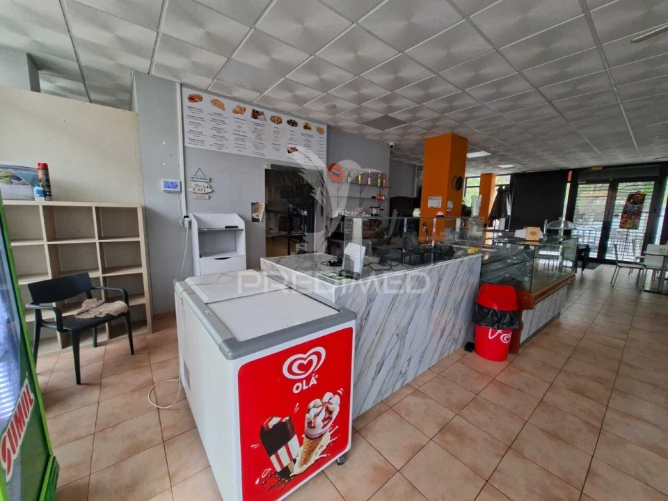 Loja para Trespasse em Alhos Vedros Foto 21