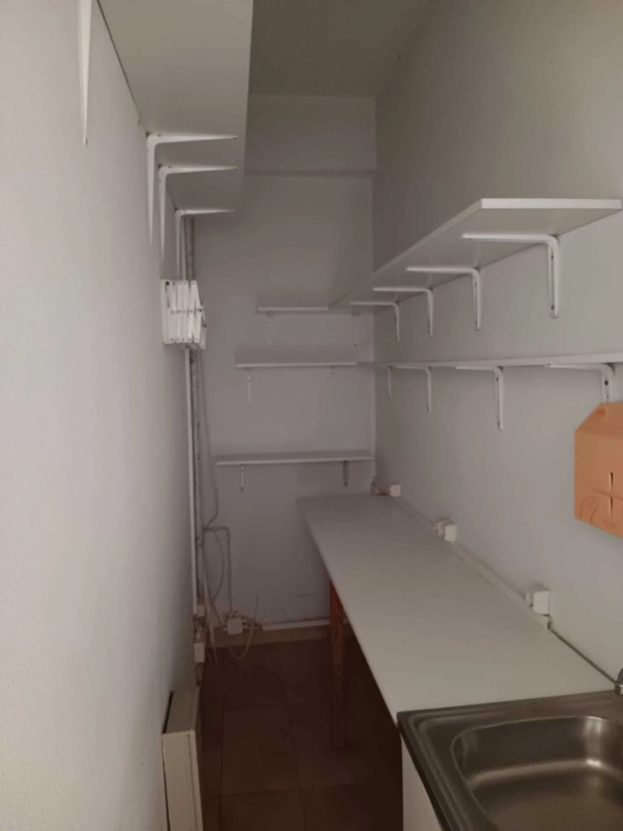 Loja para Arrendamento em Vieira de Leiria Foto 9