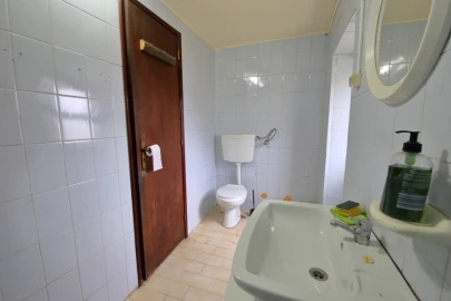 Moradia T3 para Venda em Salir de Matos