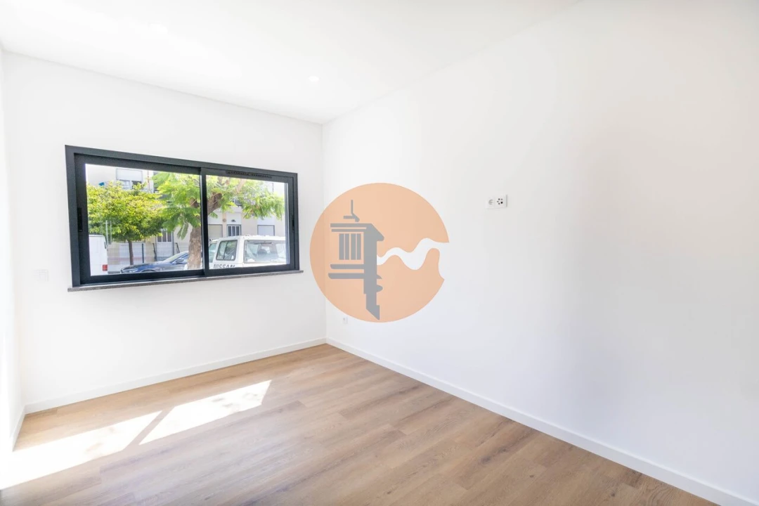 Apartamento T2 para Venda em Moncarapacho e Fuseta Foto 2
