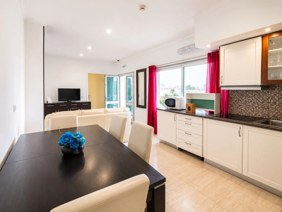 Apartamento T1 para Venda em Alvor Foto 2