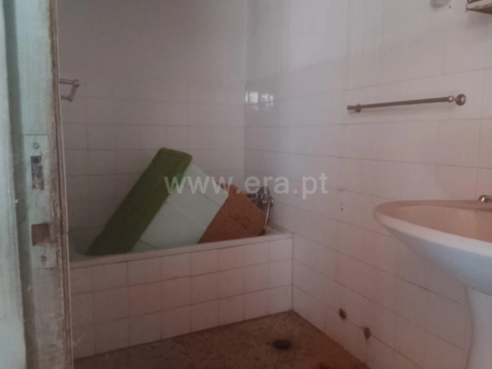 Moradia T3 para Venda em Fundão, Valverde, Donas, A. Joanes, A. Nova Cabo Foto 8