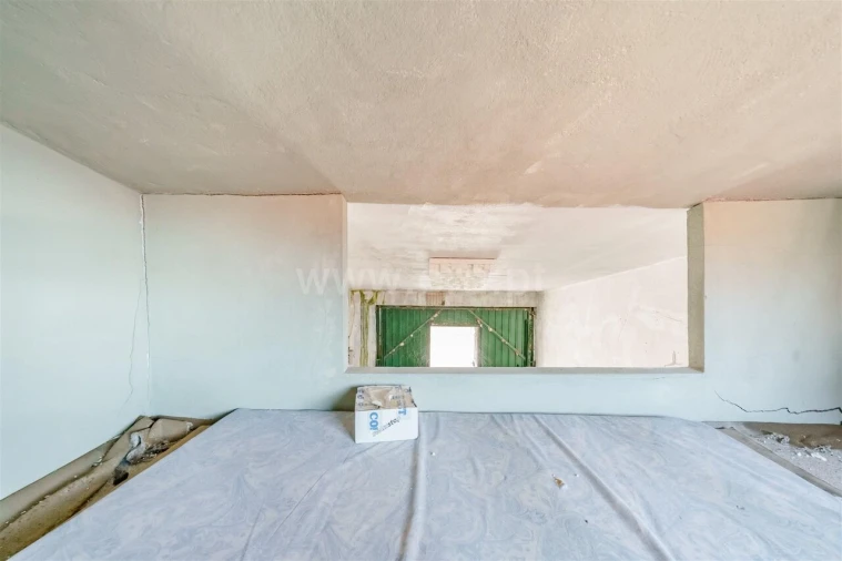 Garagem para Venda em Covilhã e Canhoso Foto 5