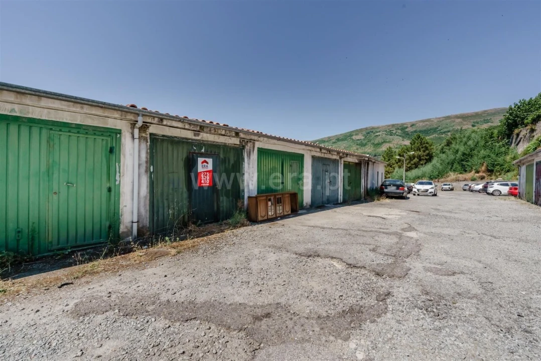 Garagem para Venda em Covilhã e Canhoso Foto 9