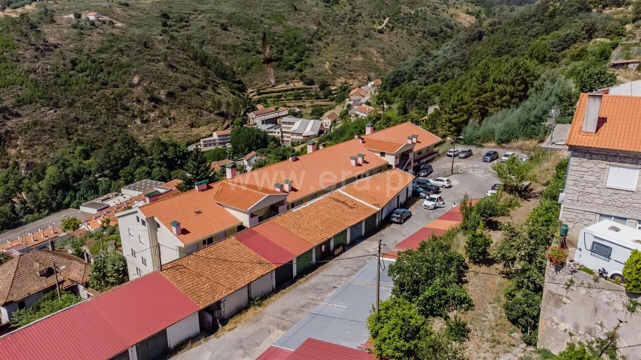 Garagem para Venda em Covilhã e Canhoso Foto 11