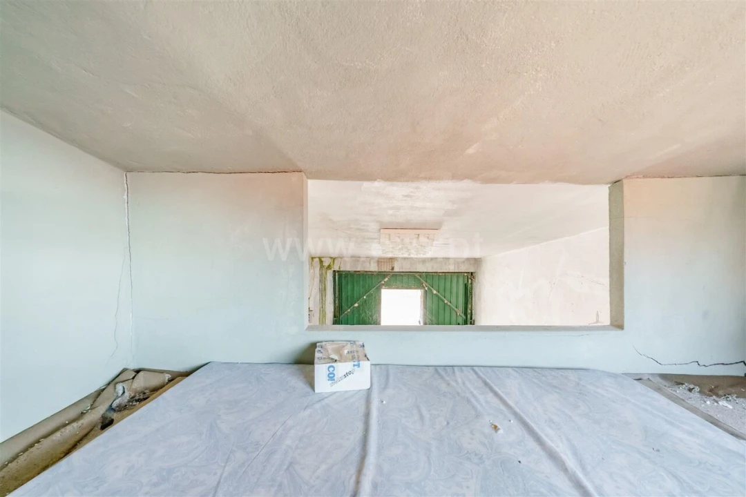 Garagem para Venda em Covilhã e Canhoso Foto 5