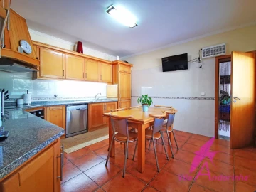 Moradia T3 para Venda em Alvarães