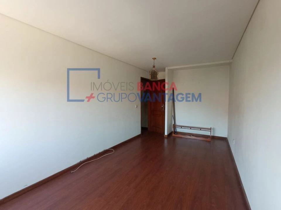 Apartamento T2 para Venda em Rio Tinto Foto 5