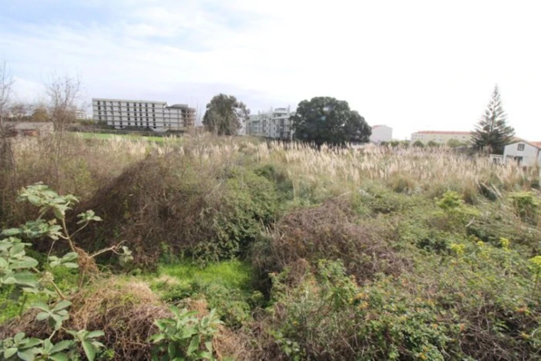 Terreno para Venda em Ponta Delgada (São José) Foto 1