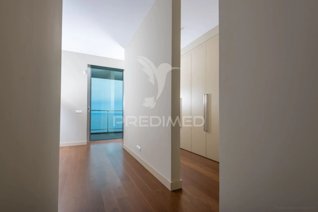 Apartamento T4 para Venda em São Martinho Foto 6