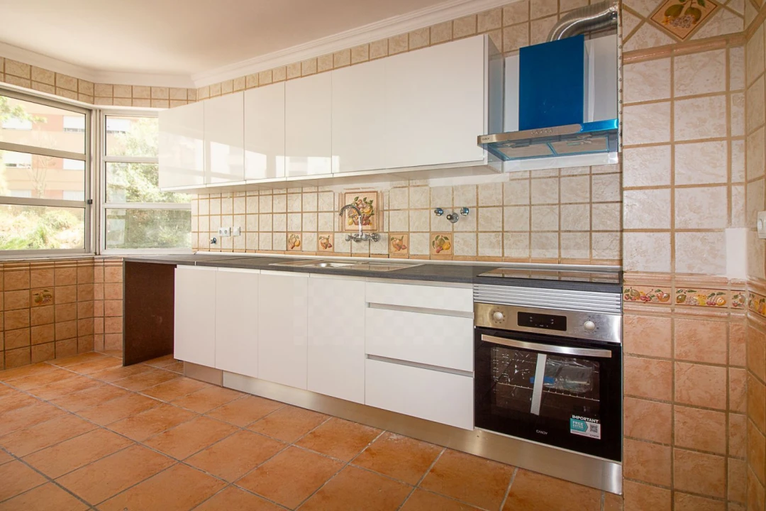 Apartamento T3 para Venda em Algueirão-Mem Martins Foto 5