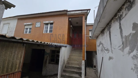 Moradia T3 para Venda em Bagunte, Ferreiró, Outeiro Maior e Parada