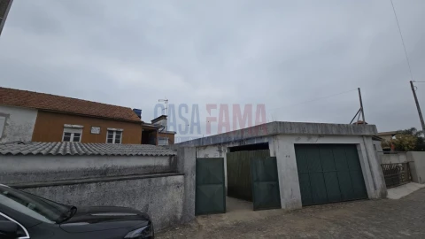 Moradia T3 para Venda em Bagunte, Ferreiró, Outeiro Maior e Parada