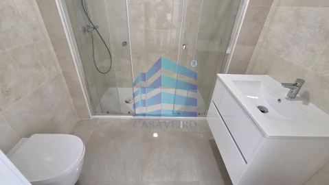 Apartamento T2 para Venda em Esgueira