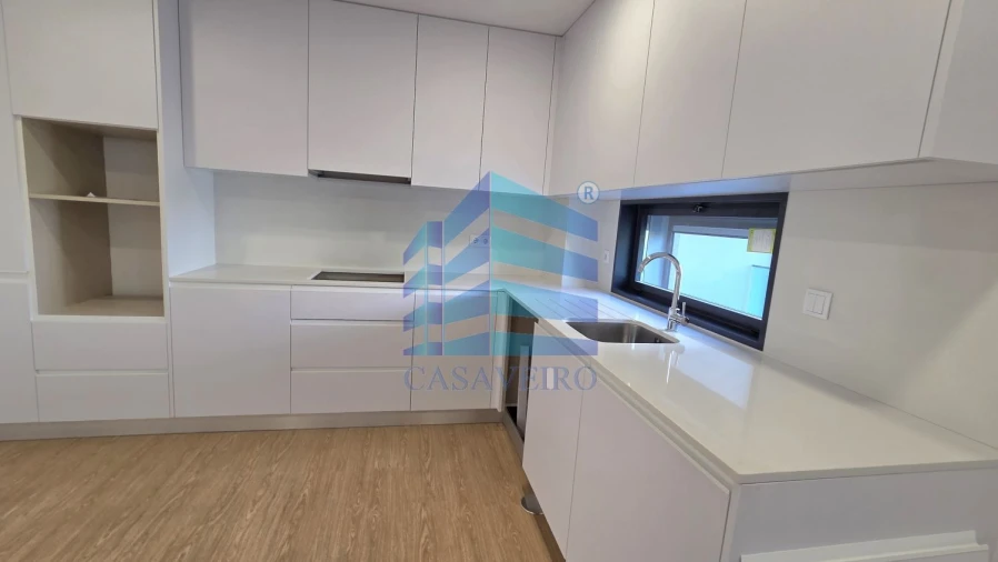 Apartamento T2 para Venda em Esgueira Foto 2