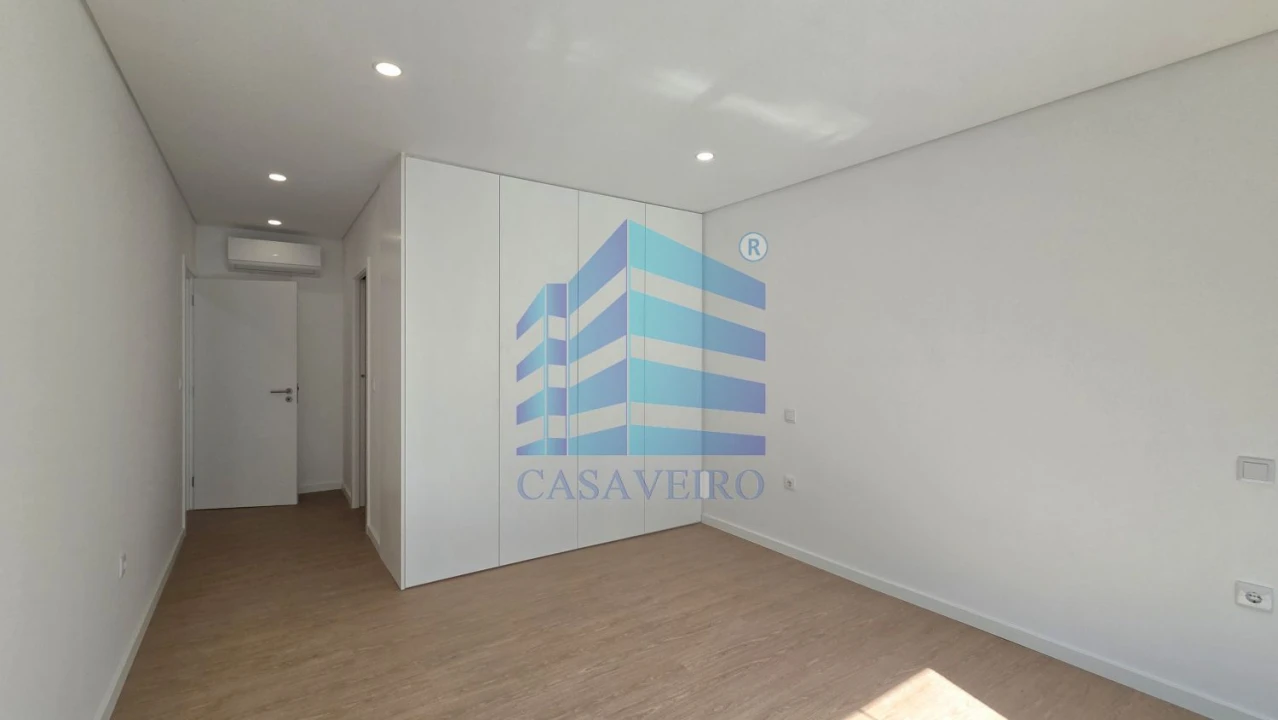 Apartamento T2 para Venda em Esgueira Foto 11