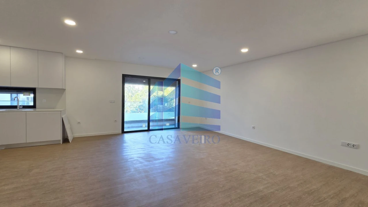 Apartamento T2 para Venda em Esgueira Foto 6