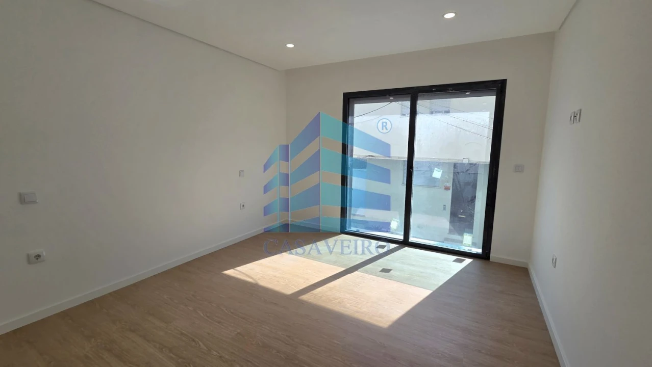Apartamento T2 para Venda em Esgueira Foto 10