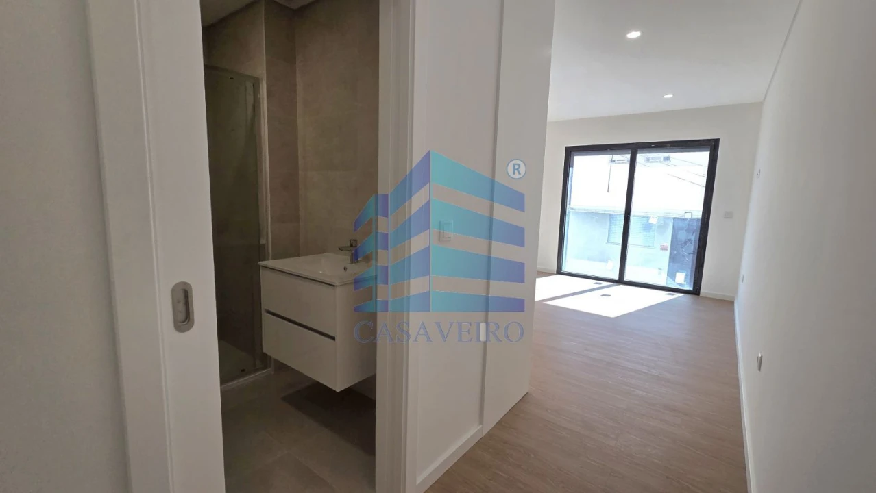 Apartamento T2 para Venda em Esgueira Foto 8