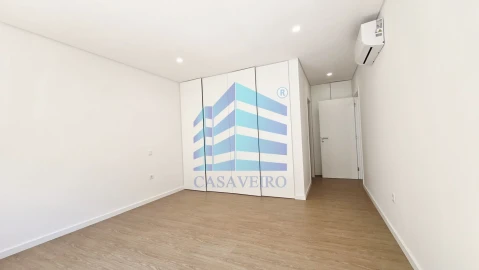 Apartamento T3 para Venda em Esgueira