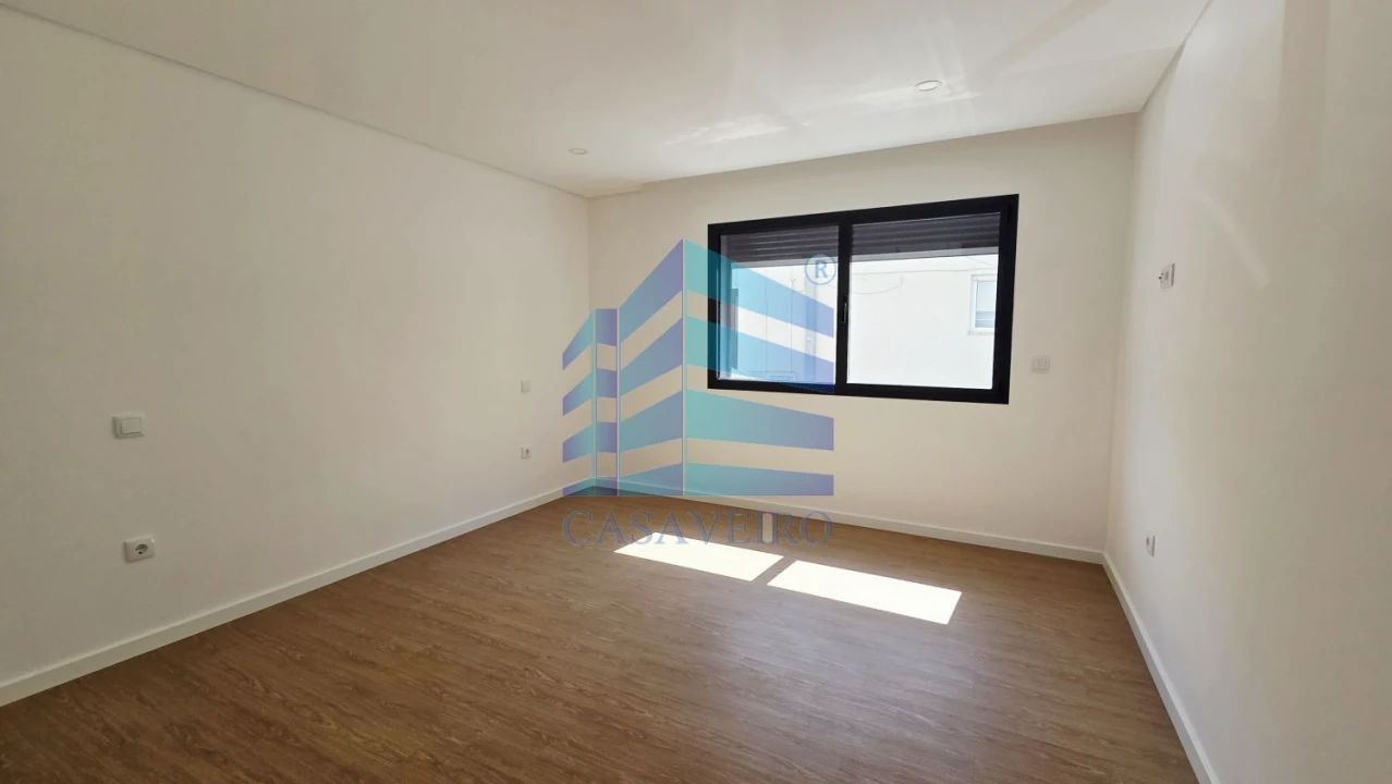 Apartamento T3 para Venda em Esgueira Foto 9