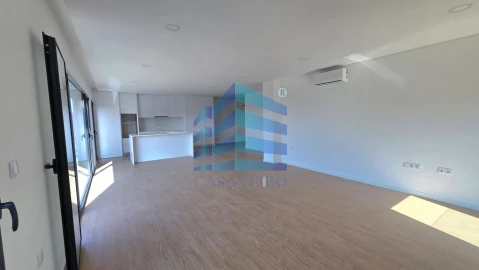 Apartamento T2 para Venda em Esgueira