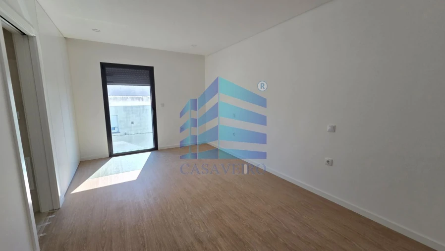 Apartamento T2 para Venda em Esgueira Foto 12