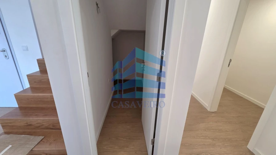 Apartamento T2 para Venda em Esgueira Foto 11