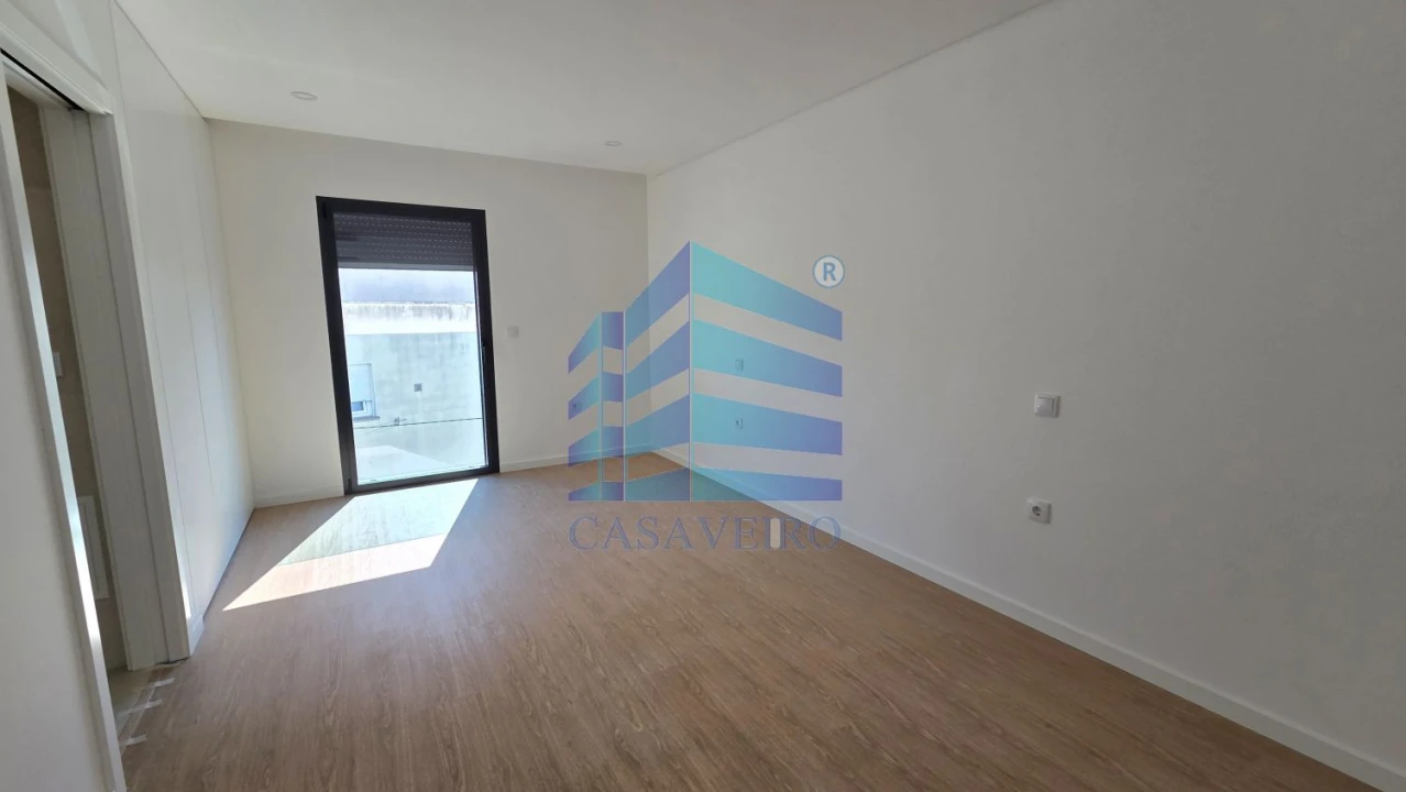Apartamento T2 para Venda em Esgueira Foto 12