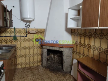 Moradia T3 para Venda em Idanha-A-Nova e Alcafozes