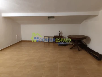 Moradia T3 para Venda em Idanha-A-Nova e Alcafozes